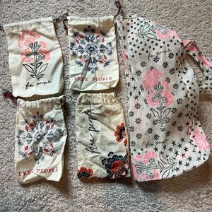 Free People Linen Drawstring Off-White Reusable Jewelry Dust Bag And Tote Bundle